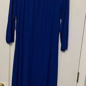 Chico’s Maxi Dress NWT, with long sleeves.